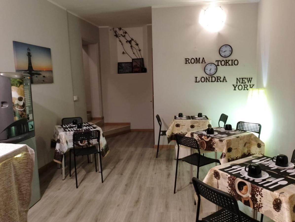 Hotel Elena 1 Self Check-In Πάρμα Εξωτερικό φωτογραφία